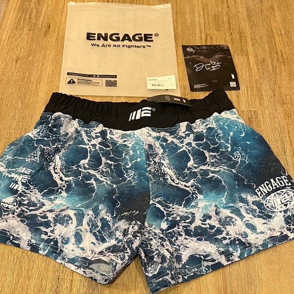 Engage MMA Shorts - Picture 1 of 6